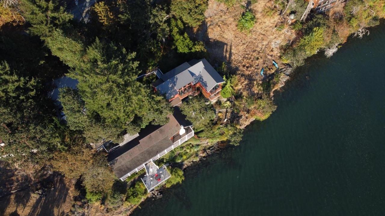 Salishan Tree House Suite Cowichan Bay Exterior photo