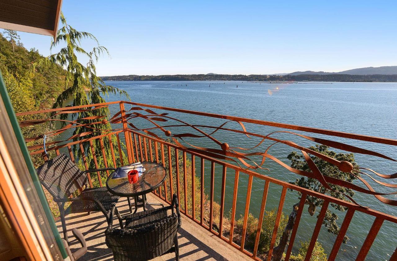 Salishan Tree House Suite Cowichan Bay Exterior photo