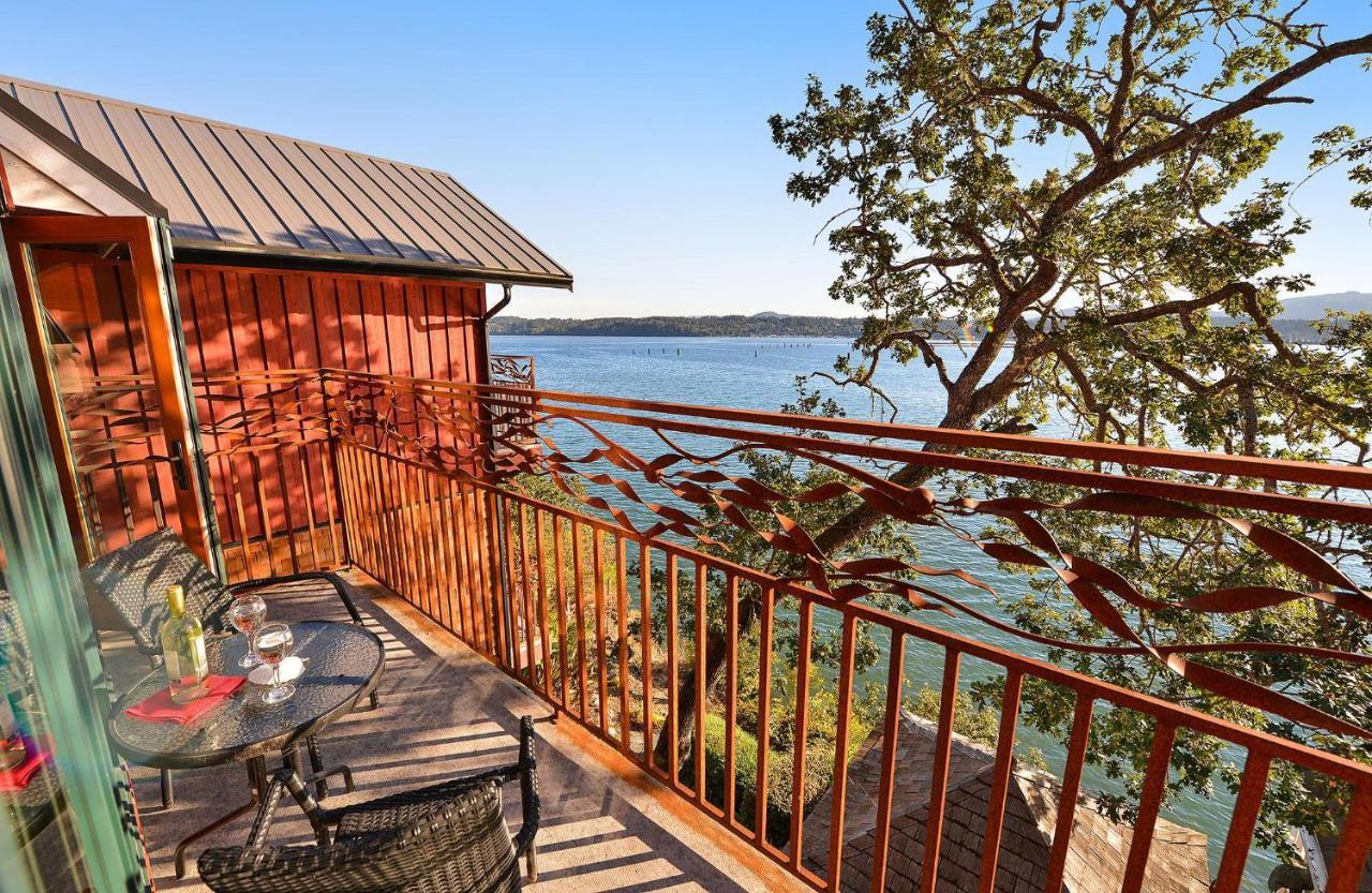 Salishan Tree House Suite Cowichan Bay Exterior photo