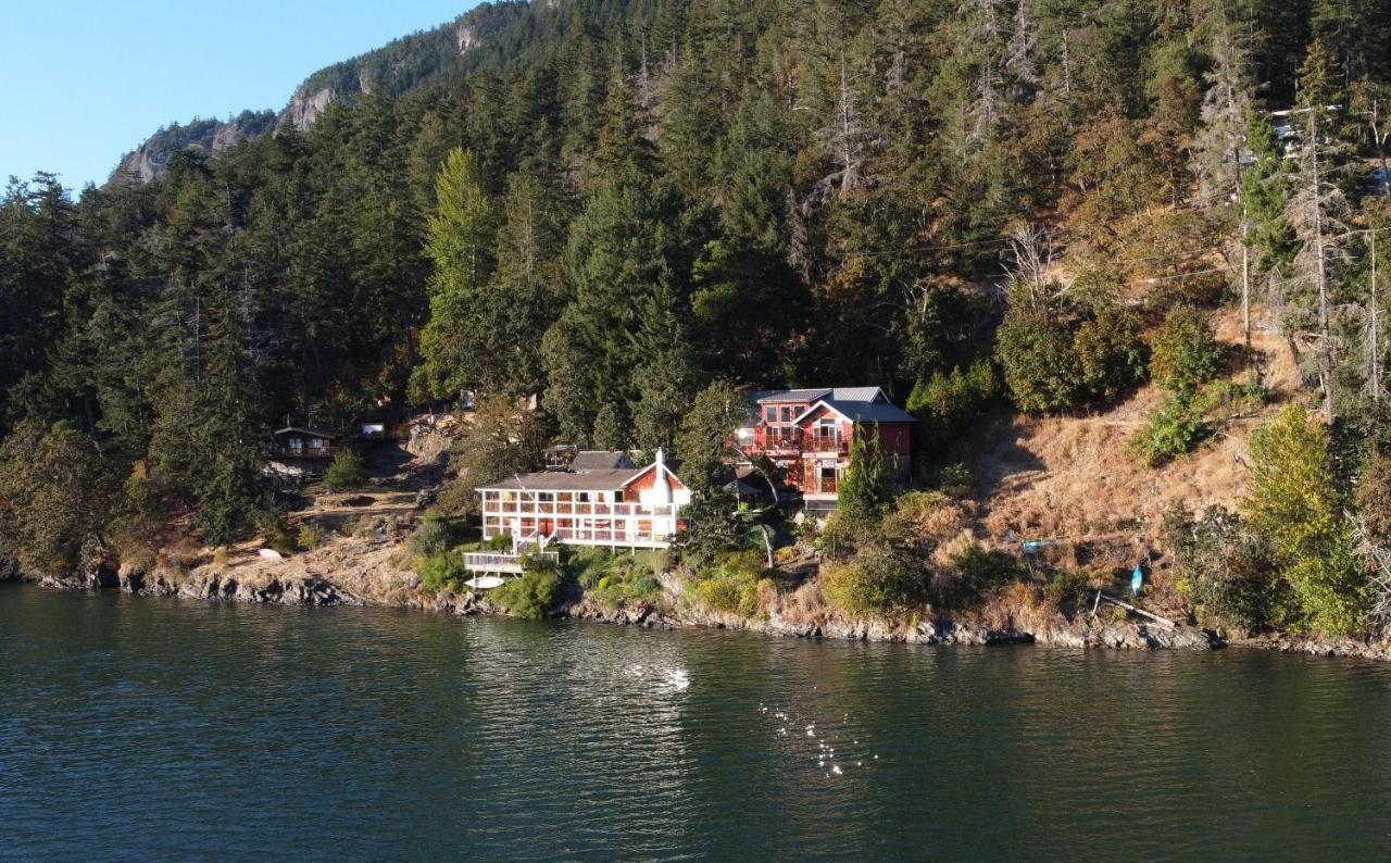 Salishan Tree House Suite Cowichan Bay Exterior photo