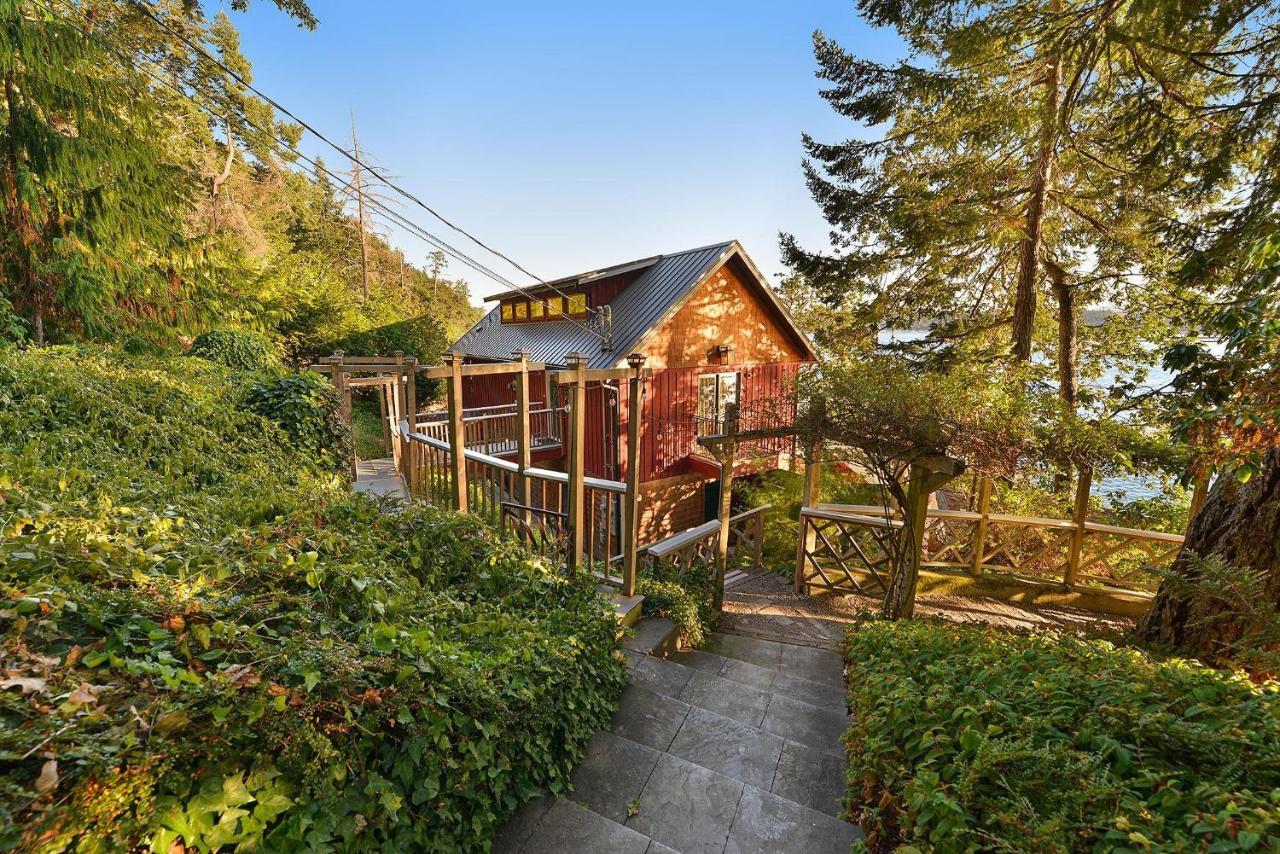 Salishan Tree House Suite Cowichan Bay Exterior photo