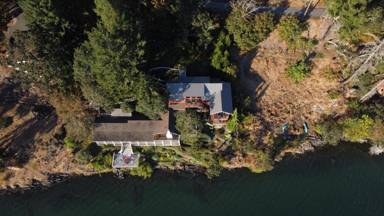 Salishan Tree House Suite Cowichan Bay Exterior photo